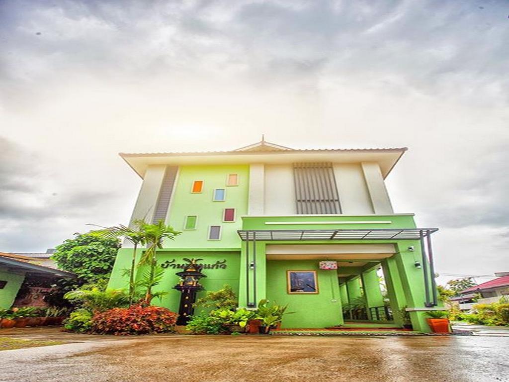 Hotel Bann Pin Kaew Chiang Rai Esterno foto